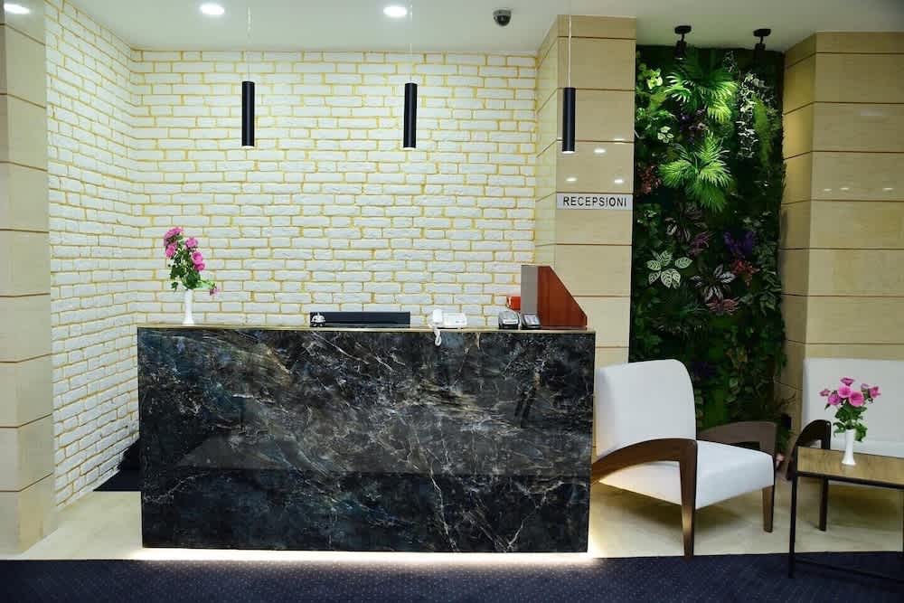 Hotel Comfort City Center 2