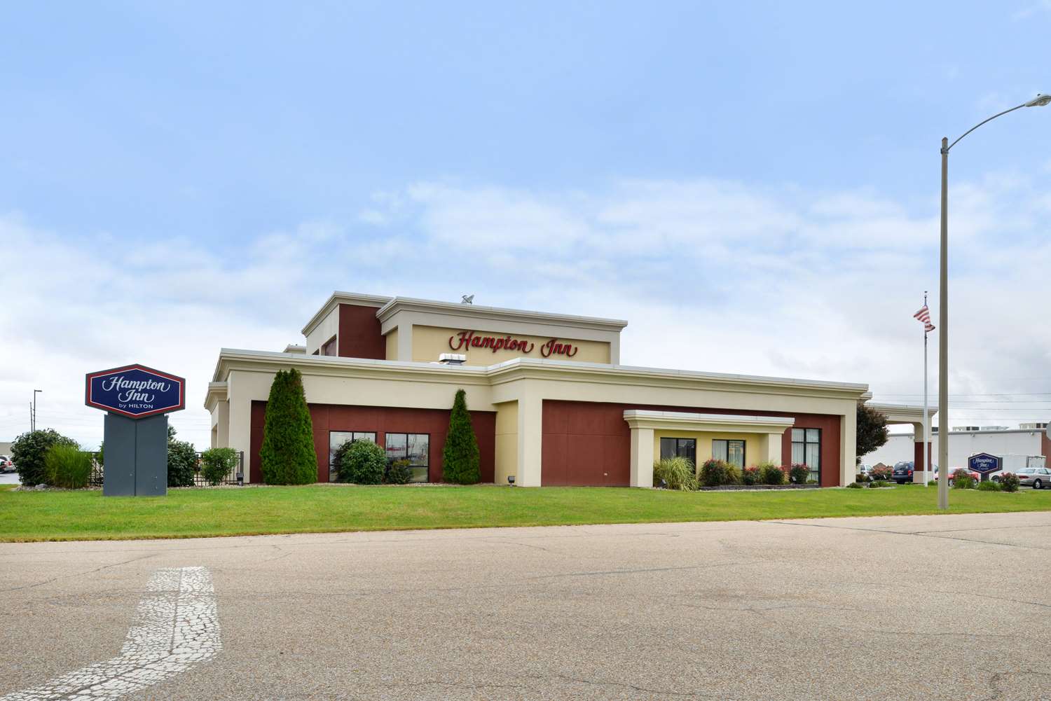 Hampton Inn by Hilton Litchfield 2