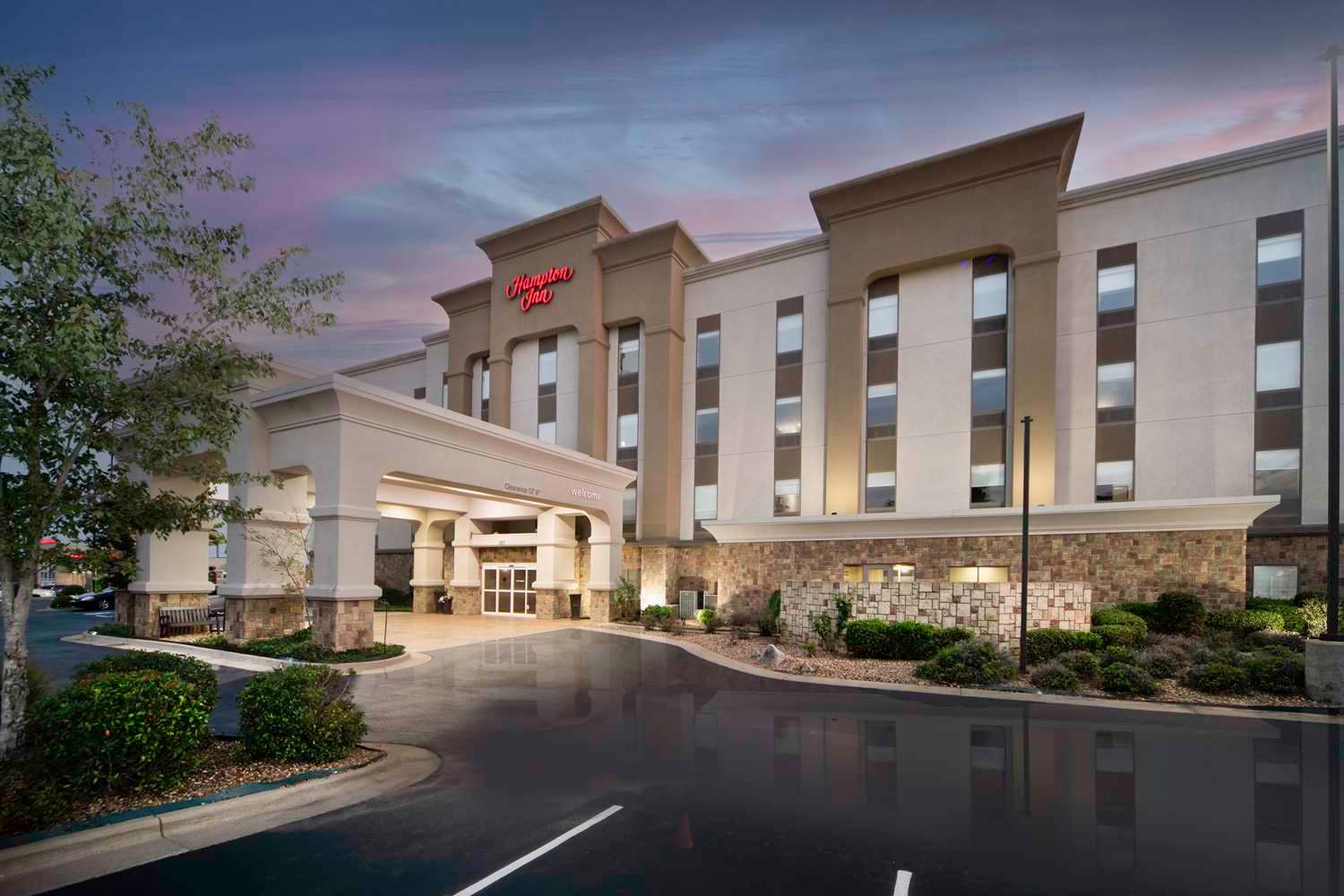 Hampton Inn Bryant 1