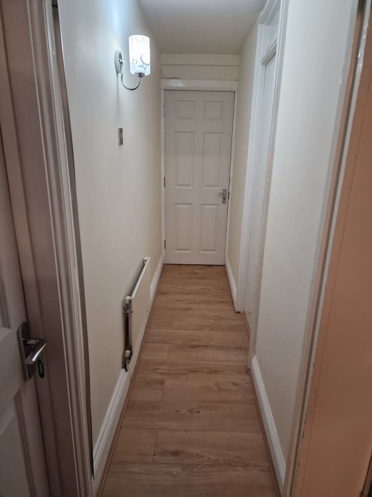 SnoozeDen Chalvey - Free Parking, Near M4 J6 2