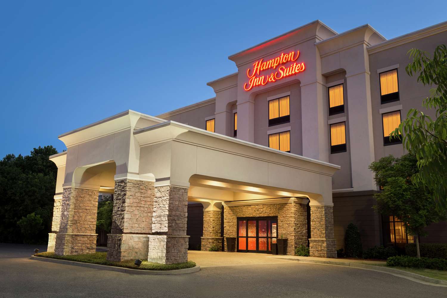 Hampton Inn & Suites Prattville 1