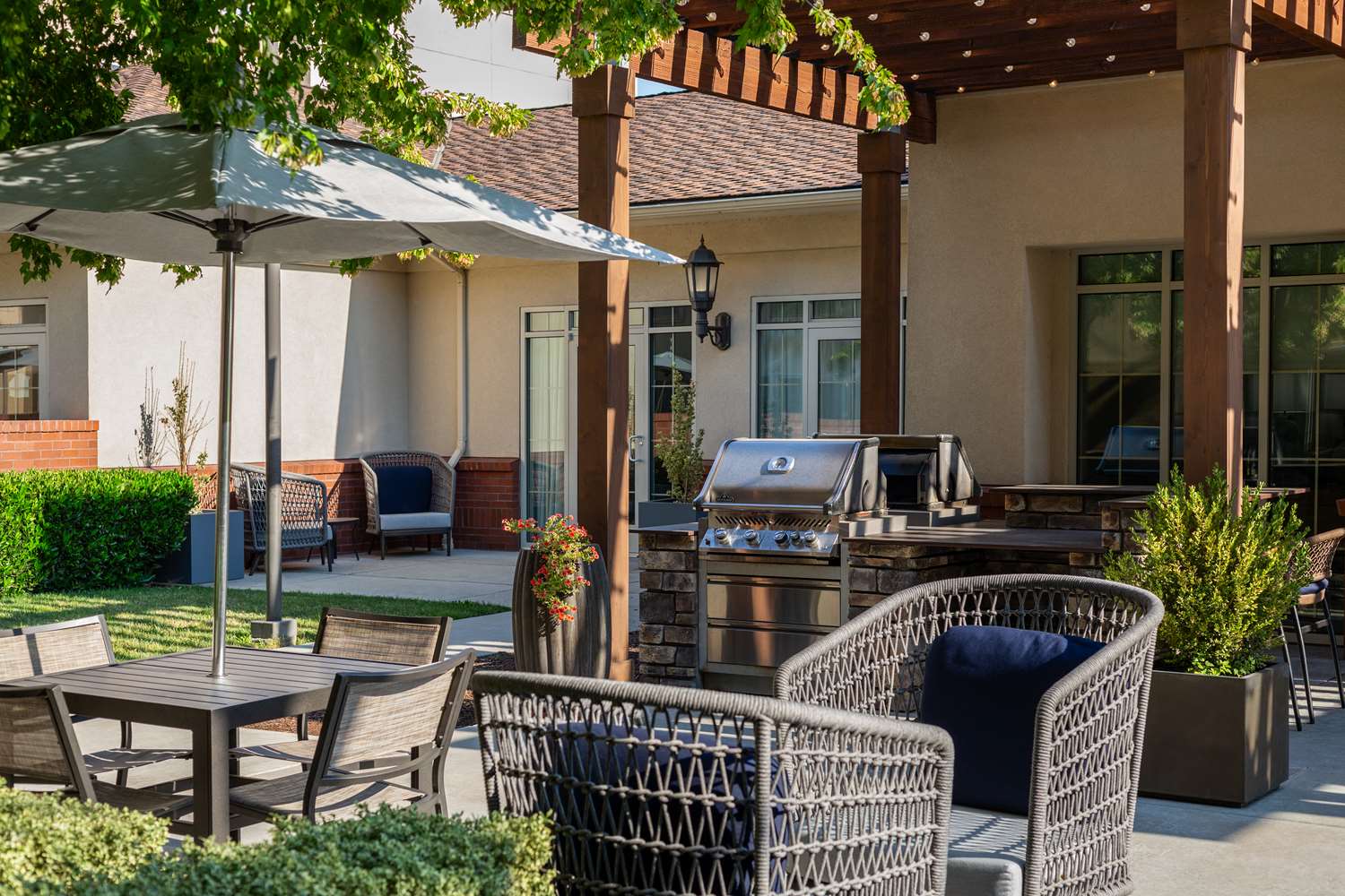 Homewood Suites by Hilton Medford 2
