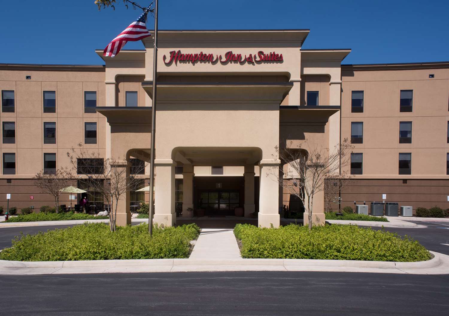 Hampton Inn and Suites Woodstock, Virginia 1