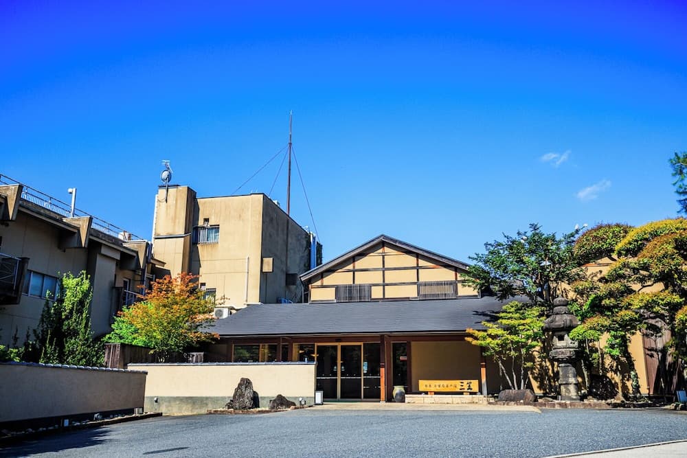 Mikasa Ryokan 1