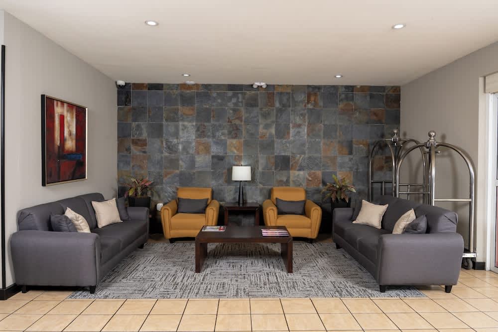 Best Western PLUS Monterrey Airport 2