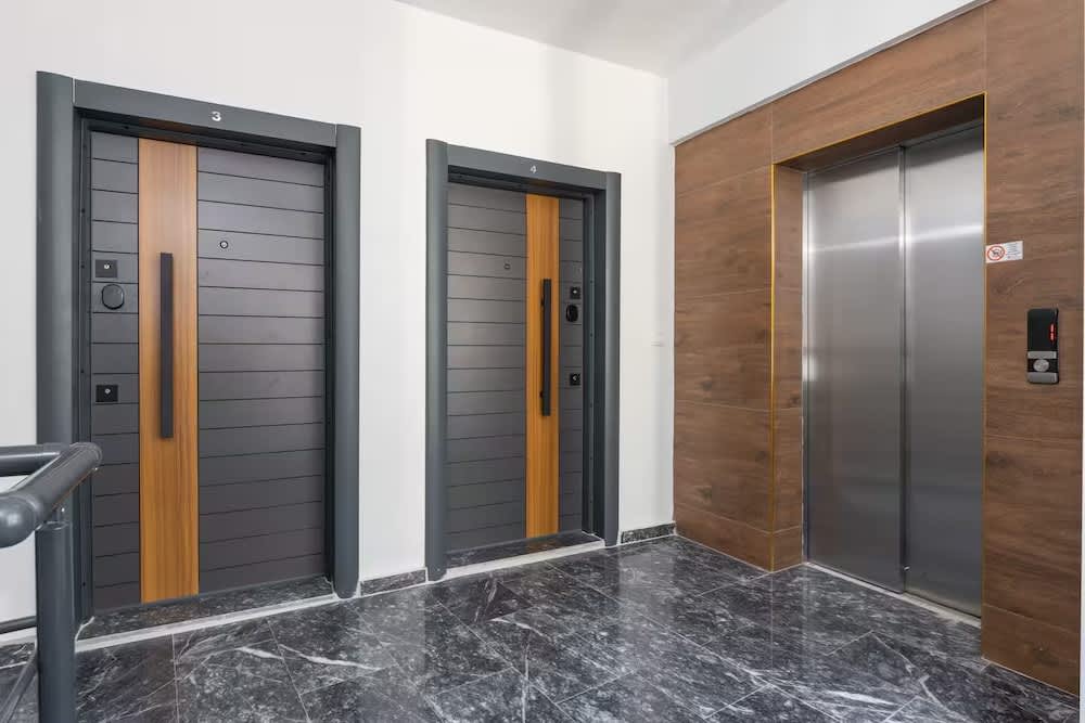 Sun Suites 2