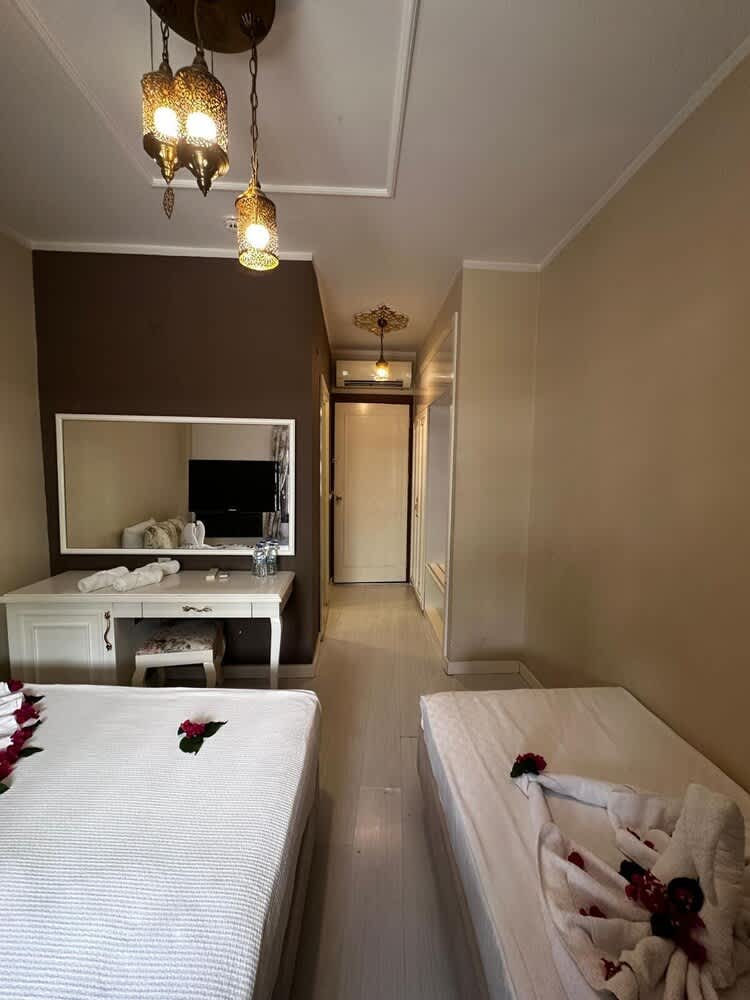 Kaleiçi Ozkavak Hotel 1