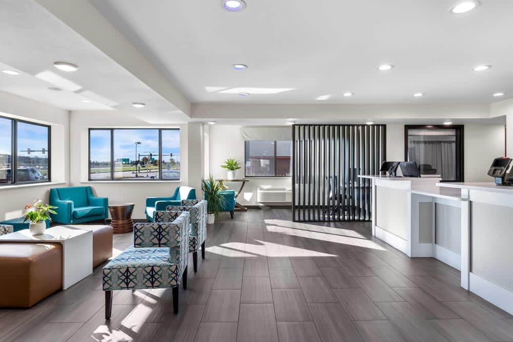 Clarion Pointe Milwaukee Airport 2