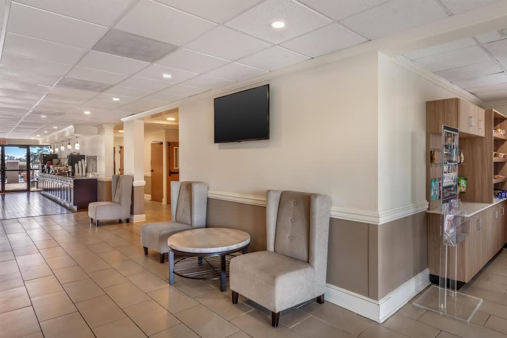 Best Western Plus Madison 2