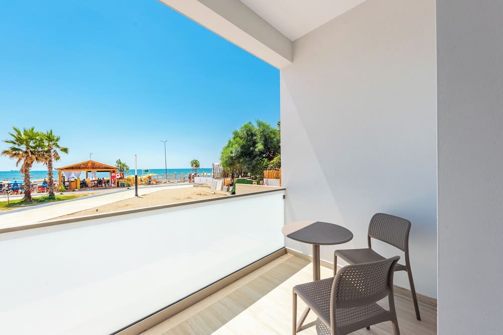 Adriatic Seaview Suites by PS 1