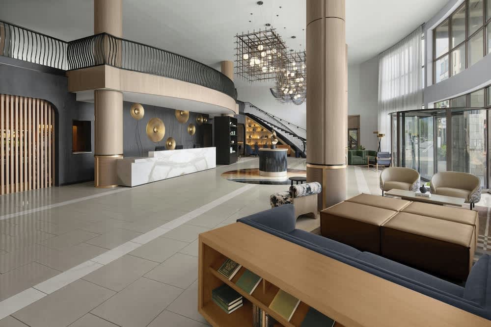 Renaissance Raleigh North Hills Hotel 2