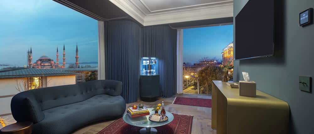 Komana Hotel Binbirdirek 1