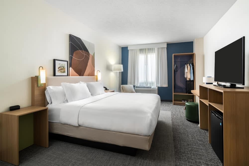 Spark by Hilton Dayton Fairborn 1