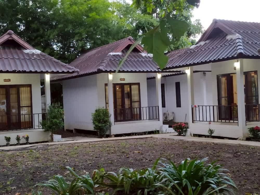 A-Thip House 1