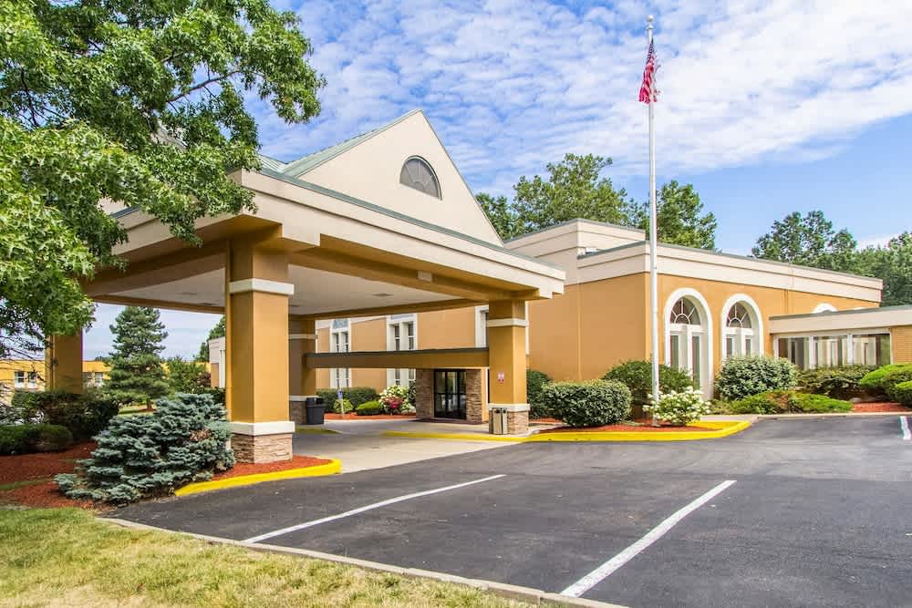 GreenRidge Hotel 1