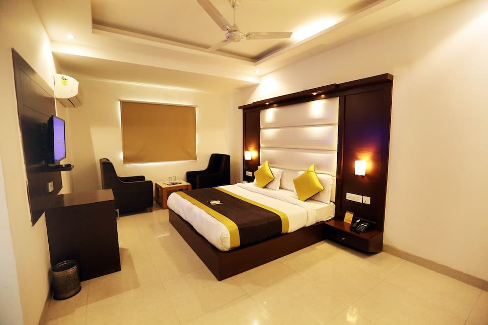 Hotel Salt 1