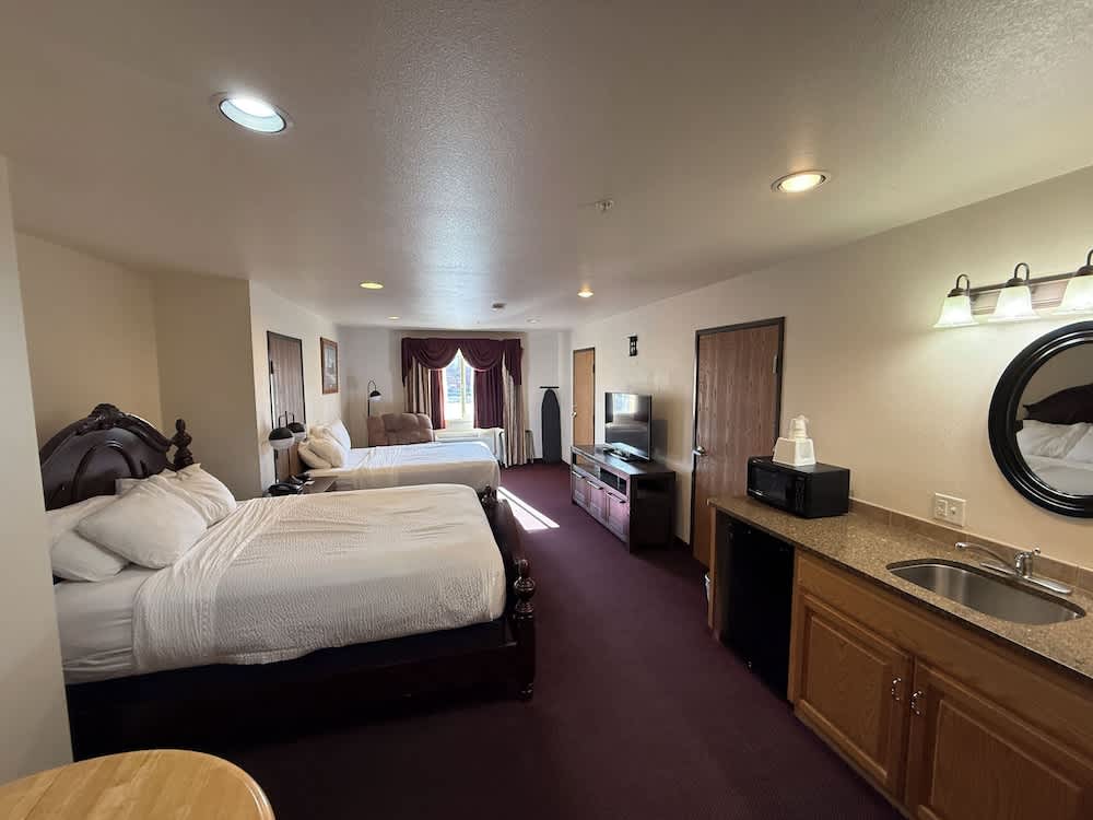 Super 8 by Wyndham Rexburg 1