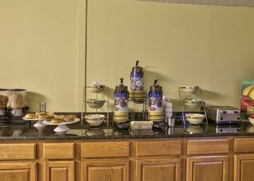 Executive Inn & Suites 1