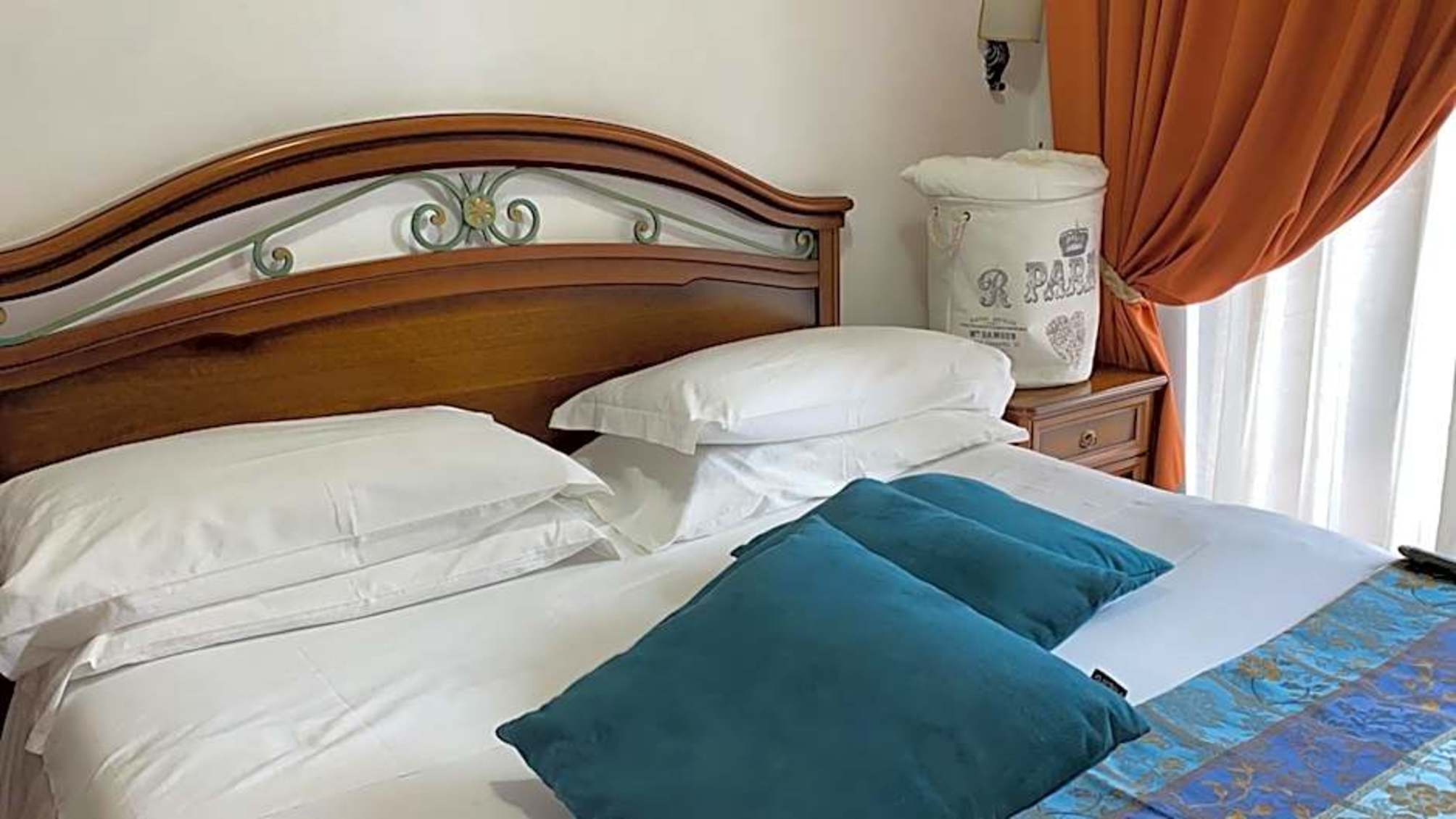 EURO HOUSE INN airport 2