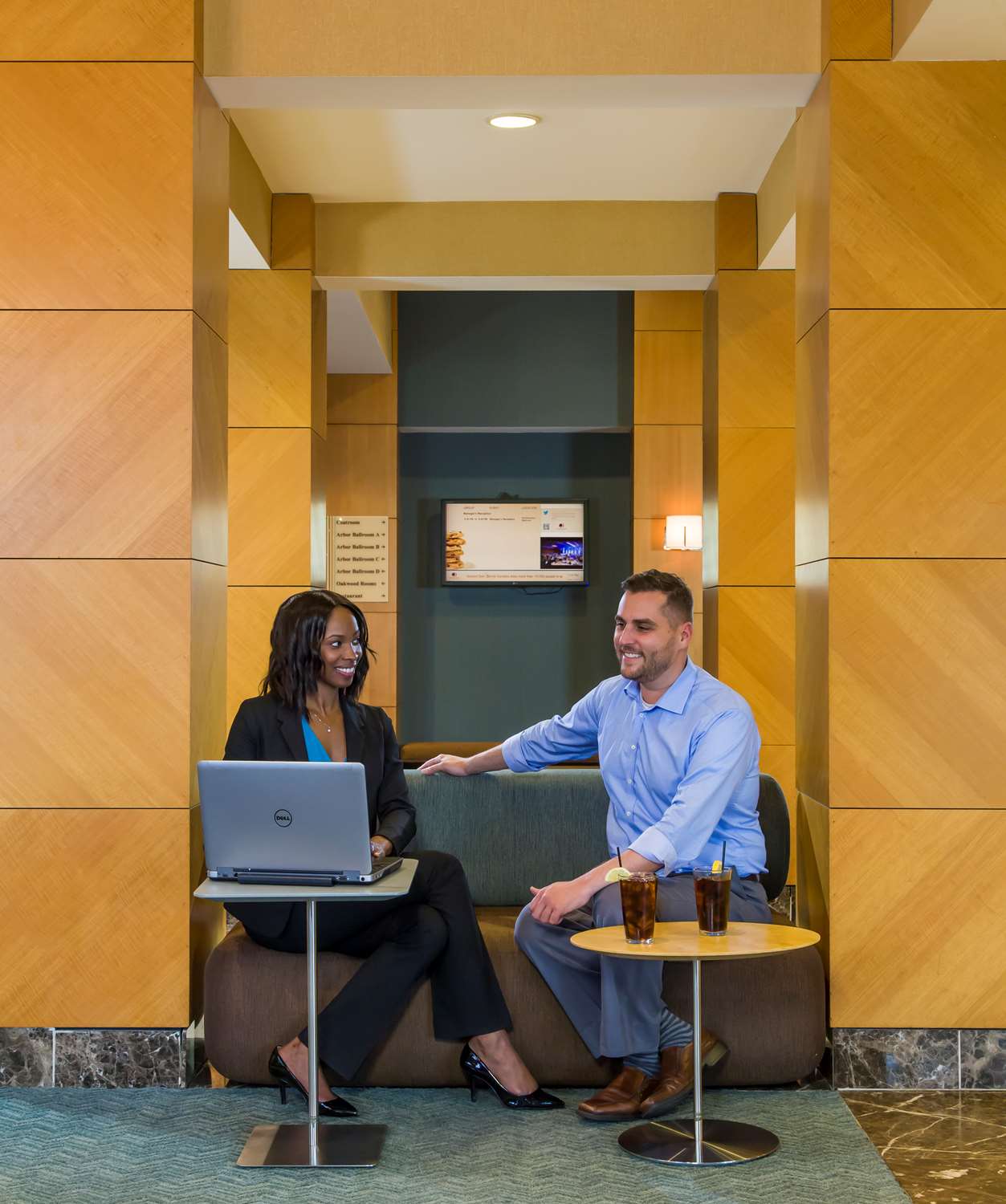 DoubleTree by Hilton Chicago - Arlington Heights 2