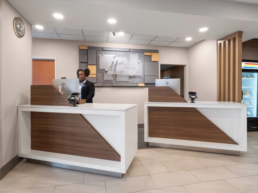 Holiday Inn Express CHARLOTTE WEST - GASTONIA by IHG 2