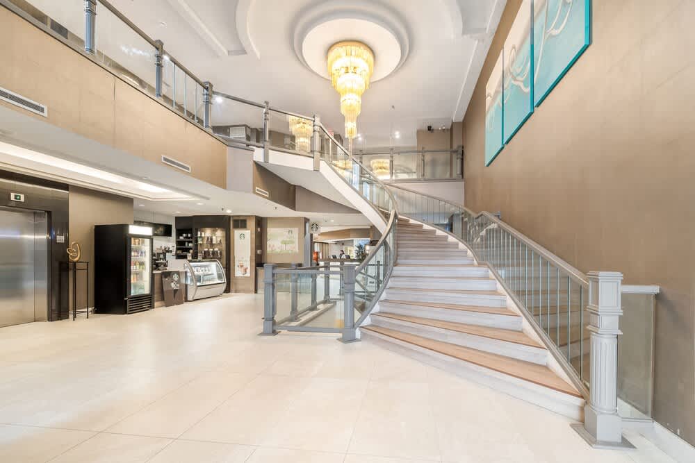 Ramada Plaza by Wyndham Niagara Falls 2