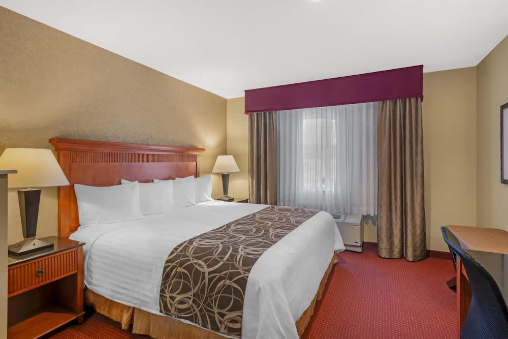 Best Western Plus Canyon Pines 1
