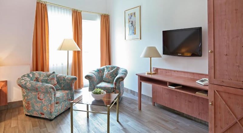 Waldhotel Bächlein 2