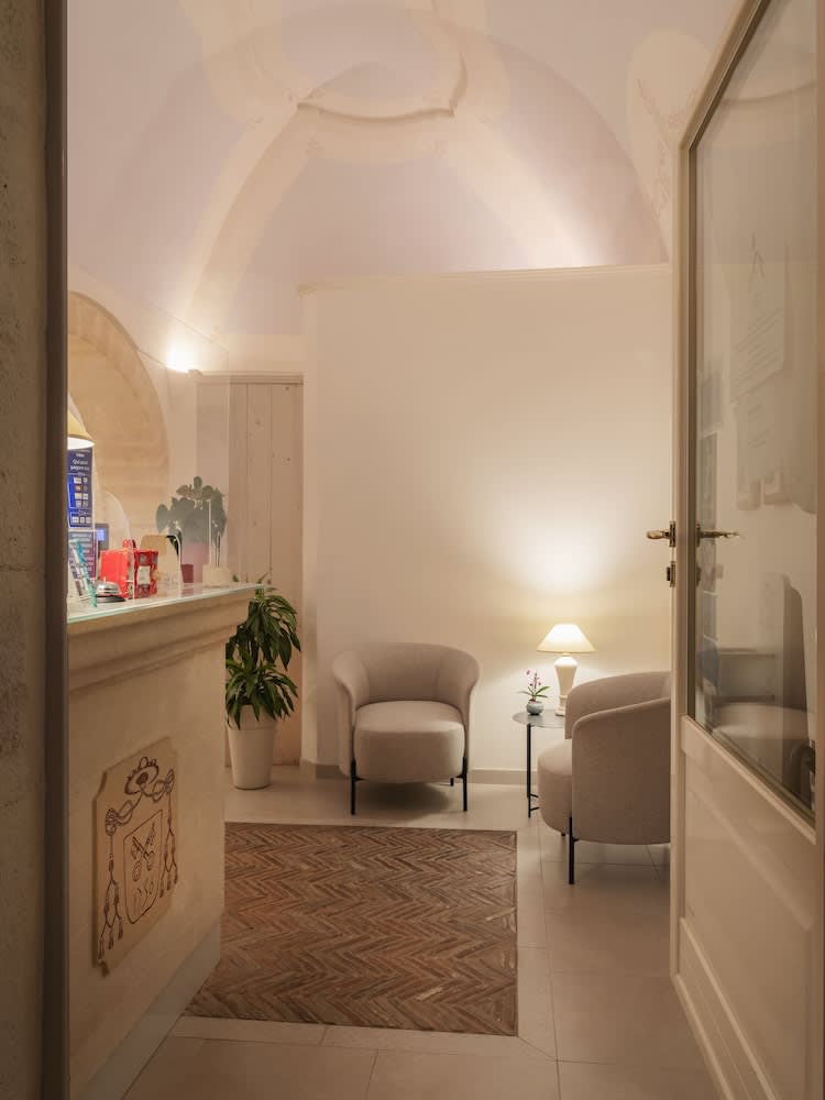 Palazzo Degli Abati 2