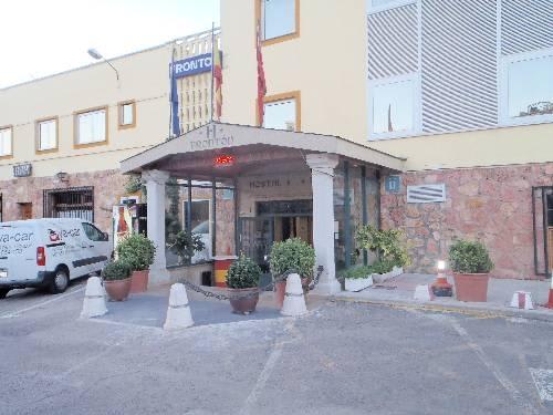 Hostal Fronton 2