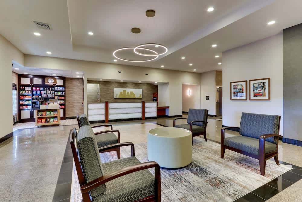 Drury Inn & Suites Orlando near Universal Orlando Resort 2