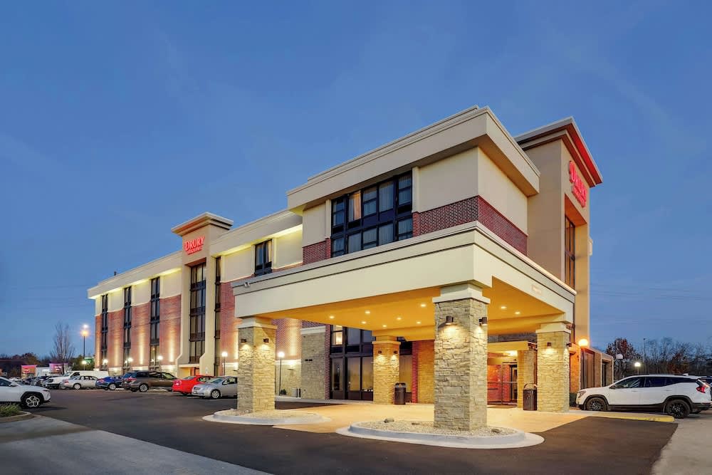 Drury Inn & Suites Springfield 1