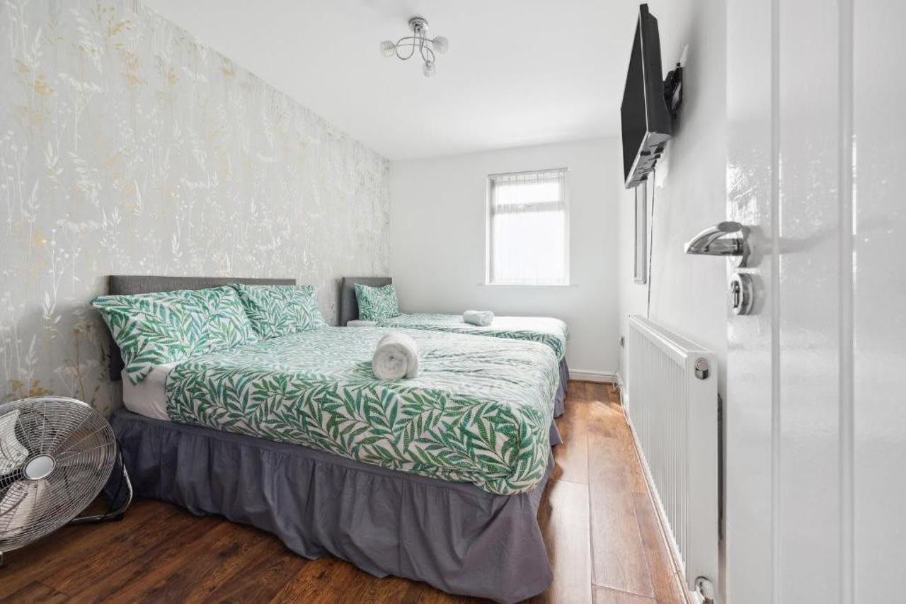 Rusholme Rooms 2