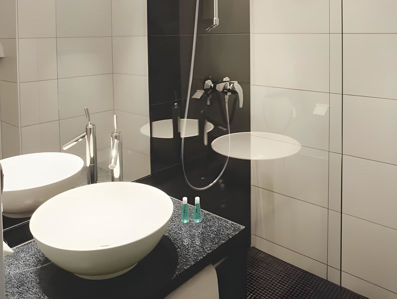 Motel One Salzburg-Mirabell 2