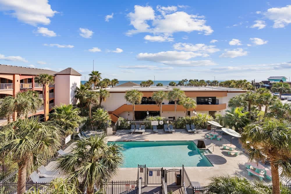 Beachfront Palms Resort Galveston, an Ascend Collection Hotel 1