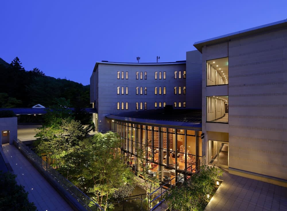 Hyatt Regency Hakone Resort and Spa 1