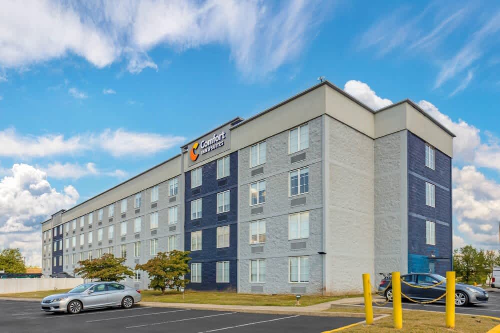 Comfort Inn & Suites Pottstown Eastern Gateway 1