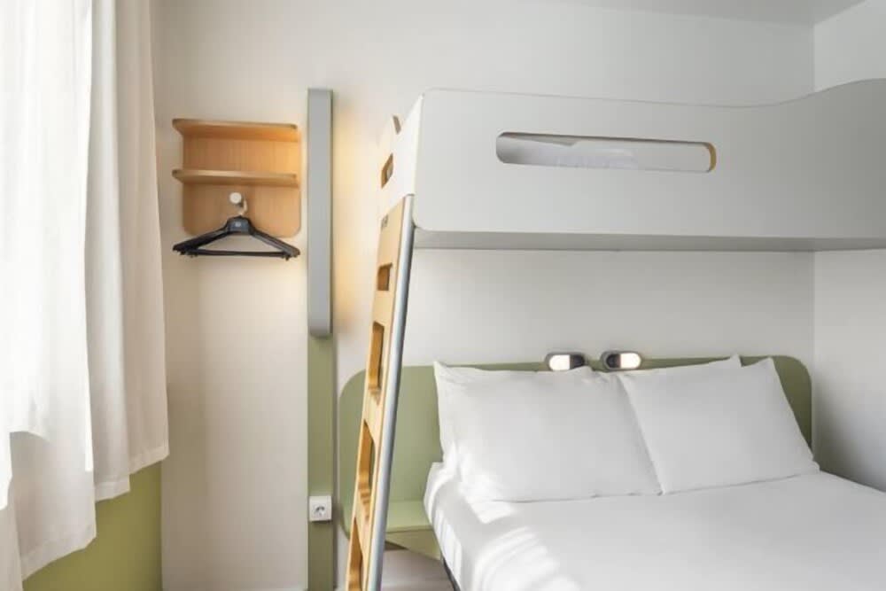 B&B HOTEL Zaragoza Plaza Mozart 2