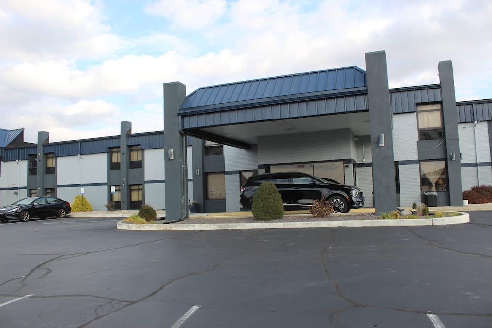 Quality Inn & Suites University Area 1