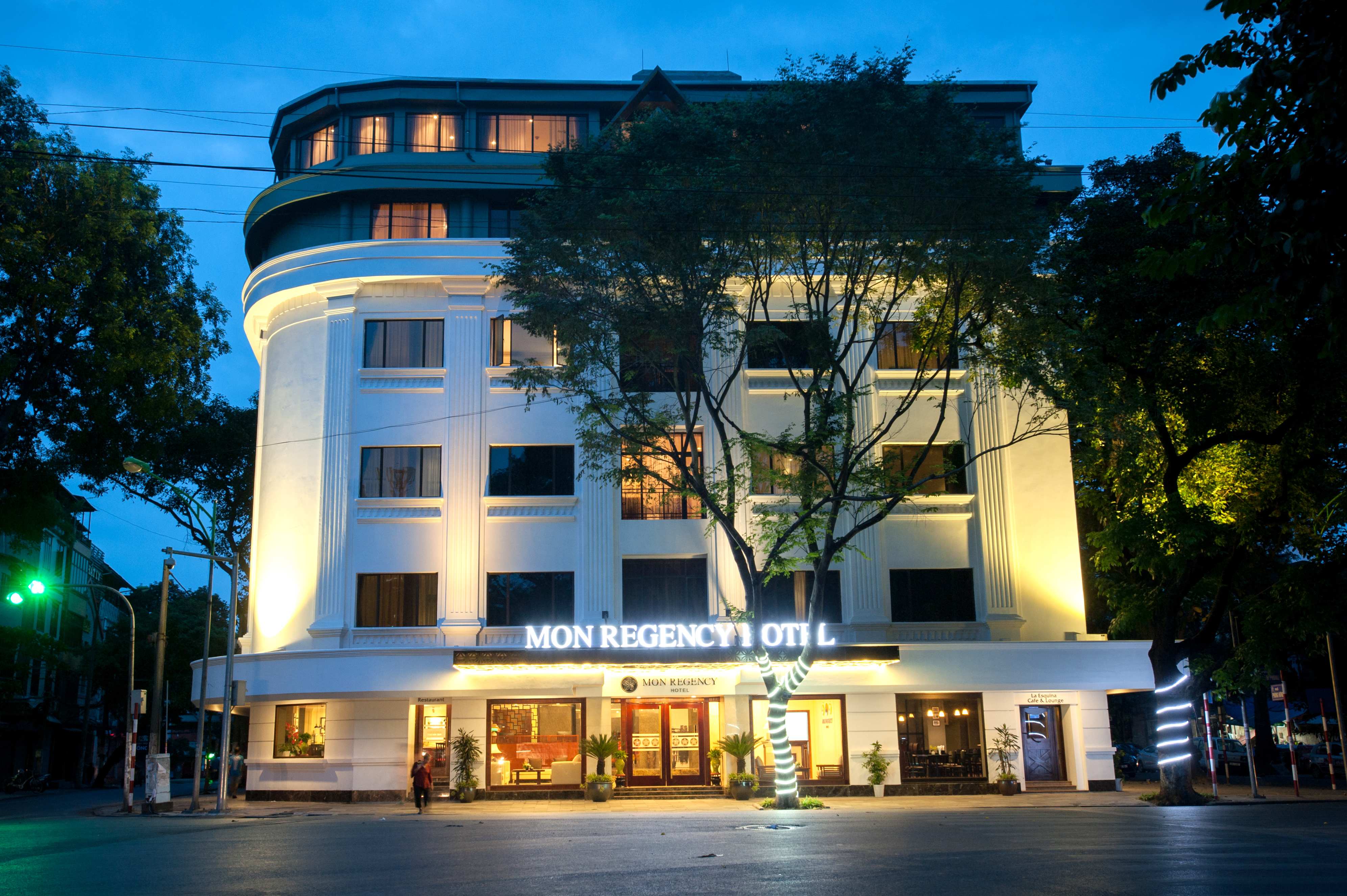 La Passion Classic Hotel 2
