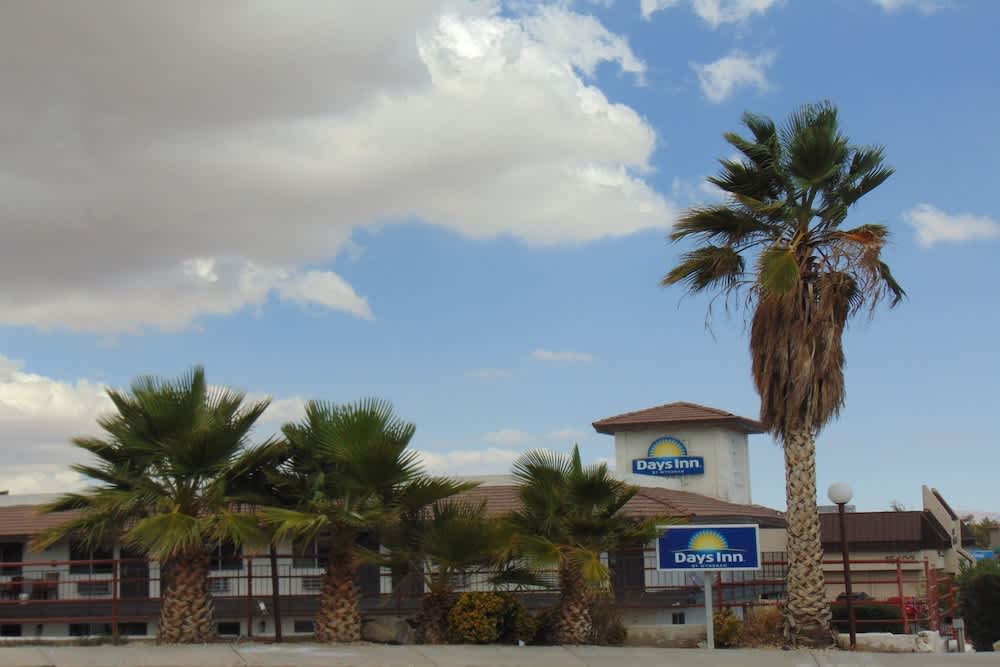 Days Inn by Wyndham Victorville/Hesperia I-15 & Palmdale Rd 1