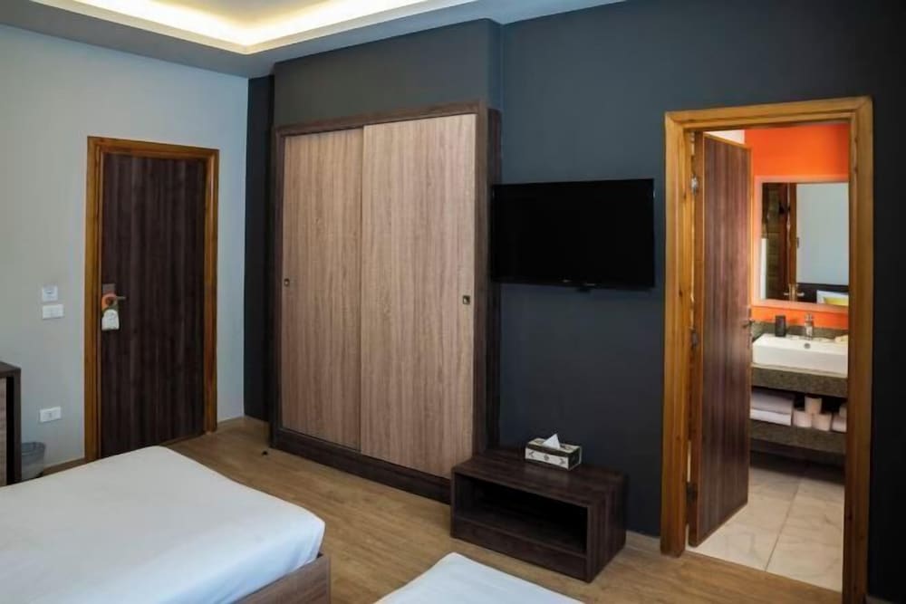 Al Dora Hotel & Spa 1