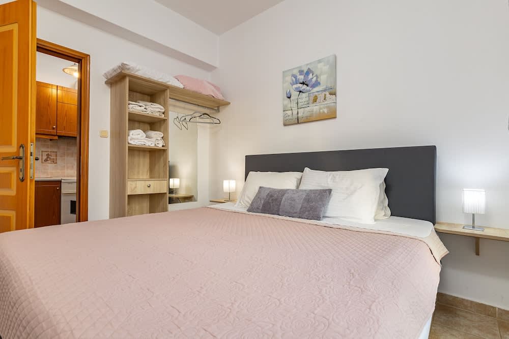 Panoramio Apartments 2