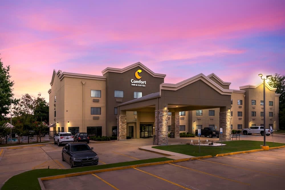 Comfort Inn & Suites Covington - Mandeville 1