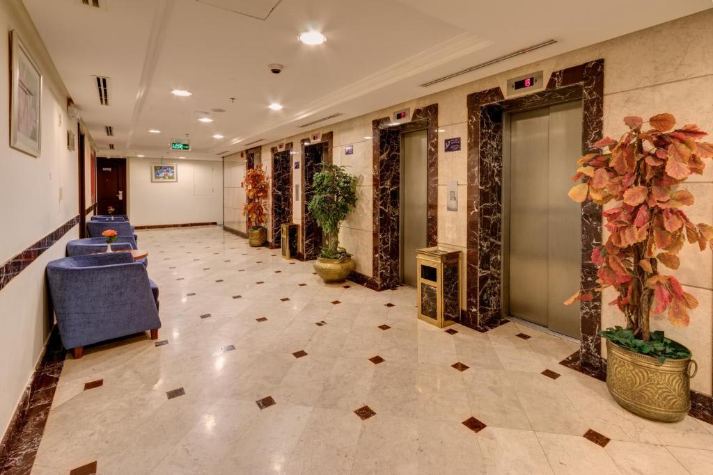 Emaar Elite Al Madina Hotel 1