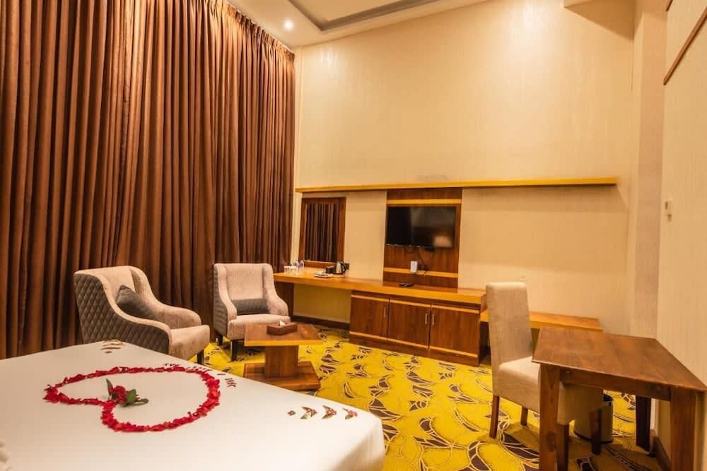 The Epitome Hotel 2