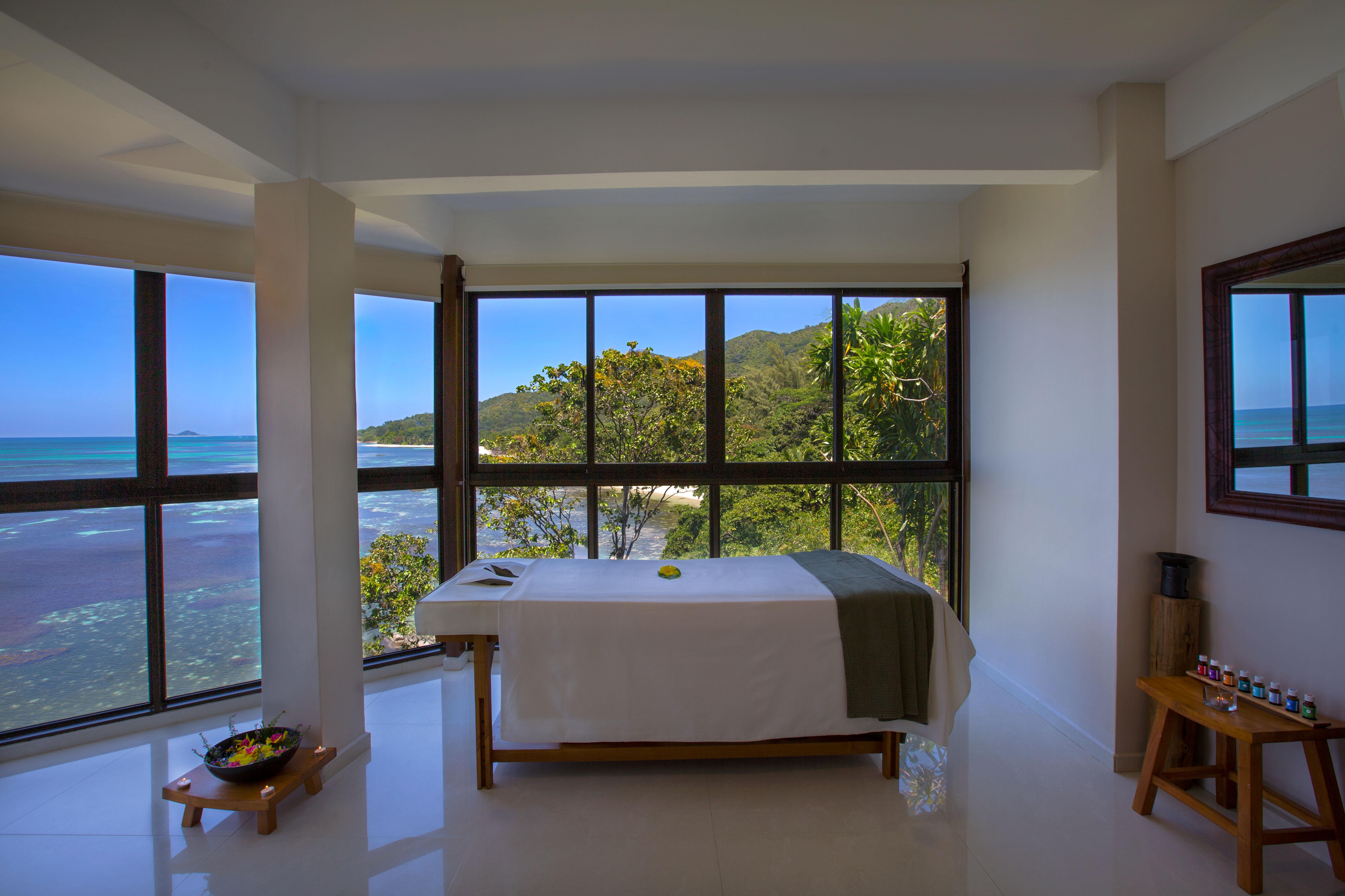 Coco de Mer Hotel and Black Parrot Suites 1