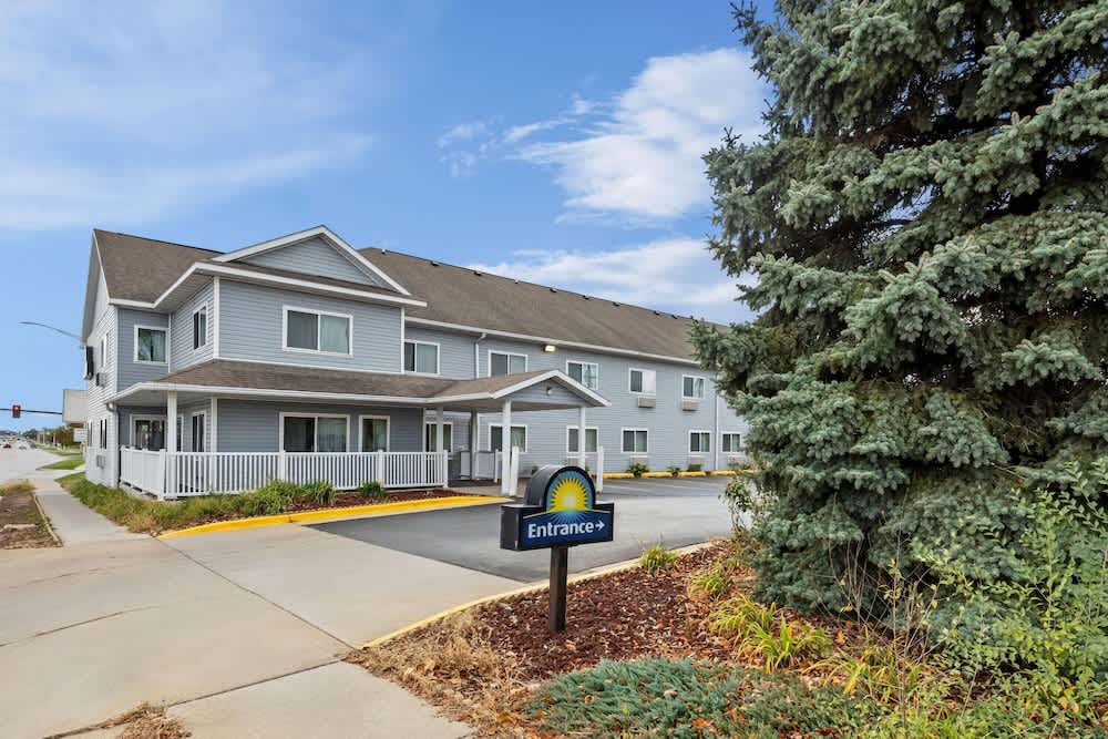 Days Inn by Wyndham Ames 1
