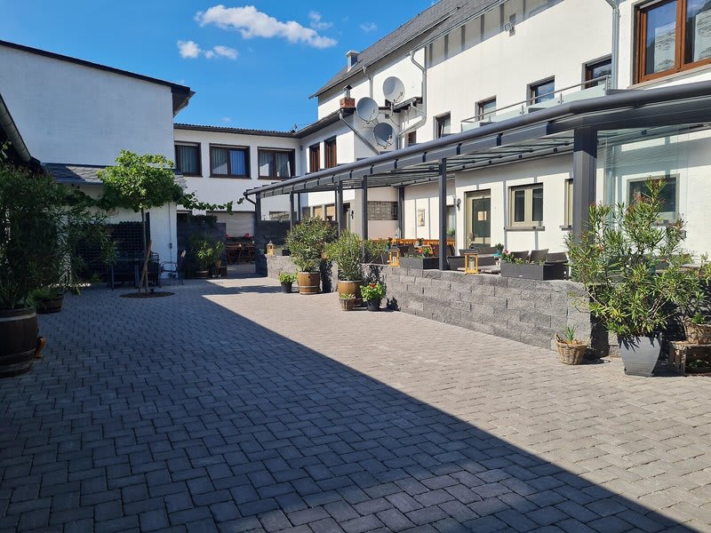 Hotel-Restaurant Langen 1