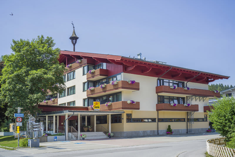 JUFA Hotel Altenmarkt-Zauchensee 1